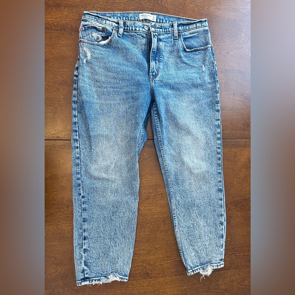 Abercrombie & Fitch High Rise Light Blue Mom Jeans
